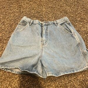 Vintage women’s Route 66 Mom shorts